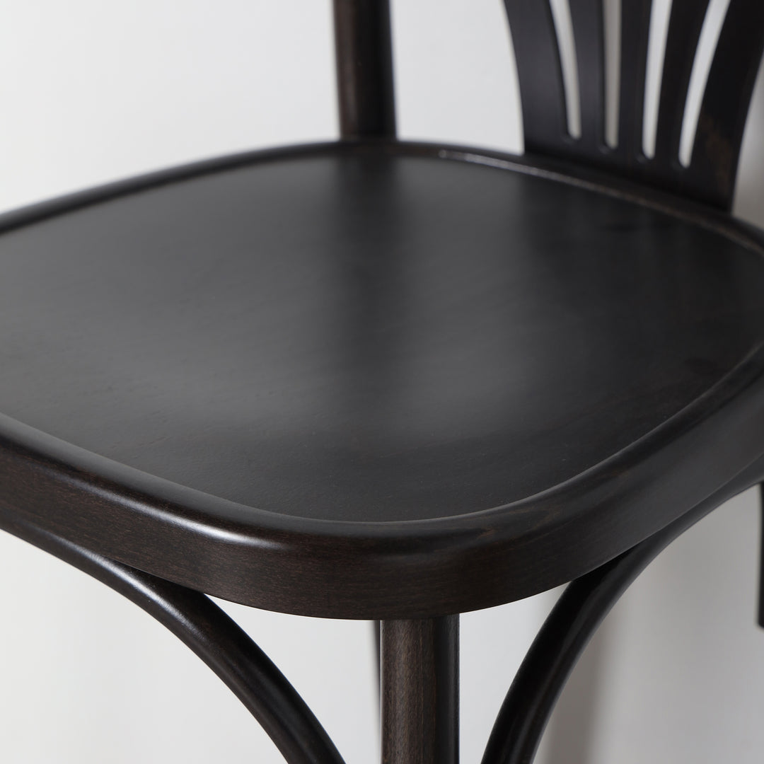Taburete Thonet No. 56