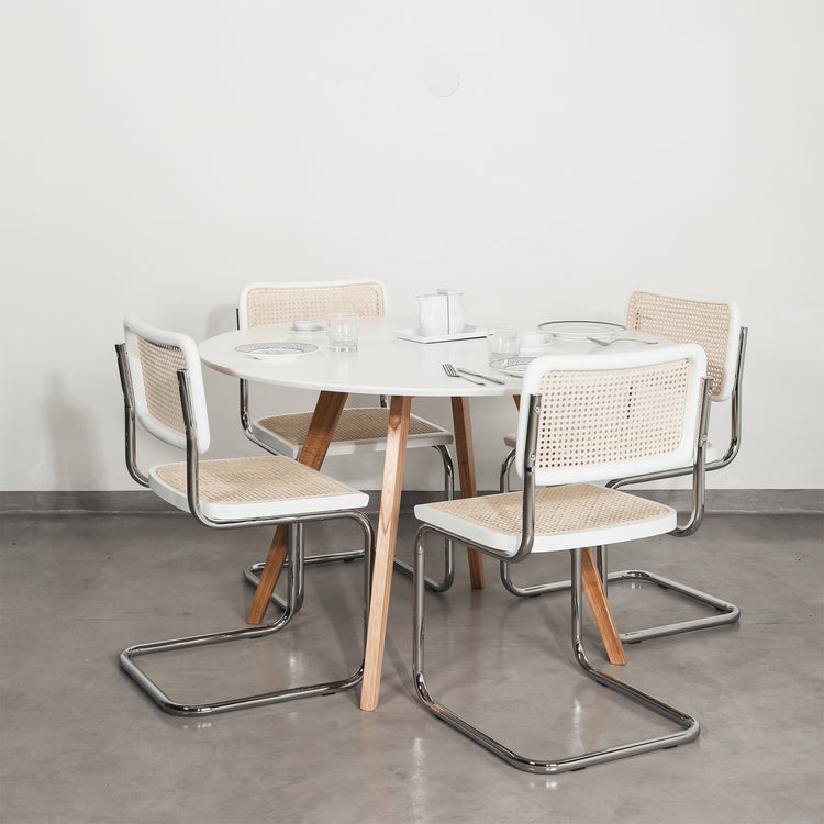 Mesa Ícaro Redonda Michael Thonet