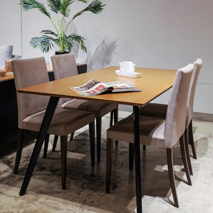 Mesa Ícaro Cuadrada Michael Thonet