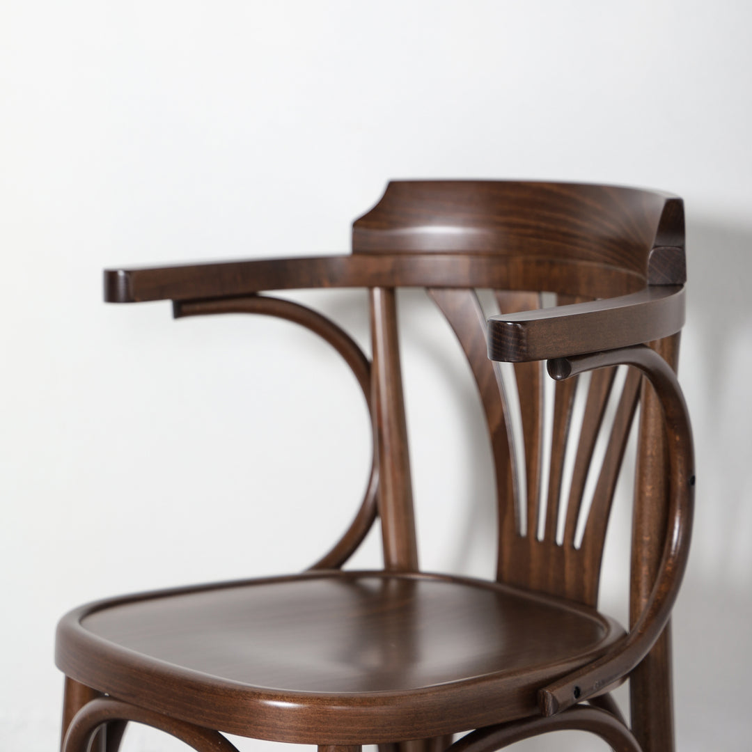 Cabecera Thonet No. 56